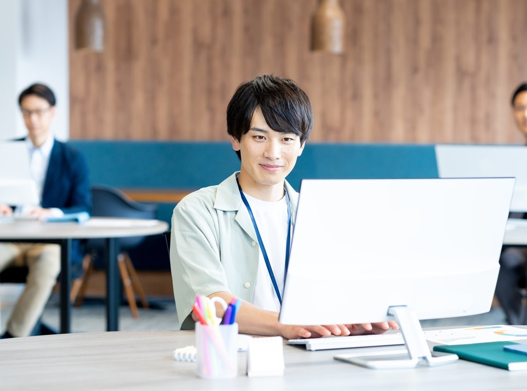 研修を受講する若きエンジニア